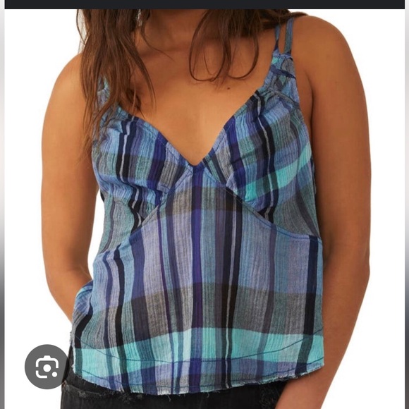 Free People- We The Free Blue Relaxed Ruffled Camisole sz s EUC. - Picture 1 of 10